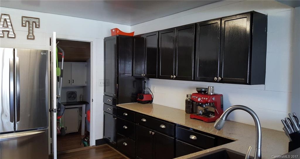 56 Pleasant Ridge Drive Asheville NC 28805