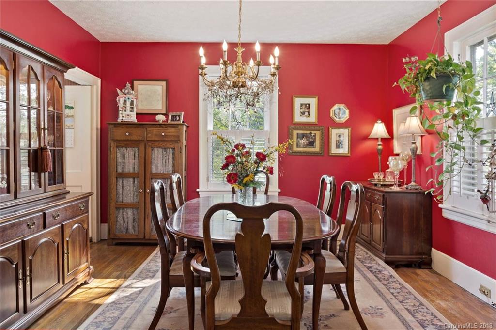 23 Brucemont Place Asheville NC 28806