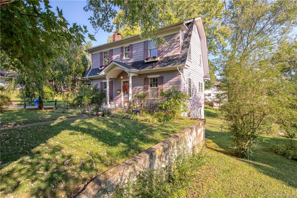 23 Brucemont Place Asheville NC 28806