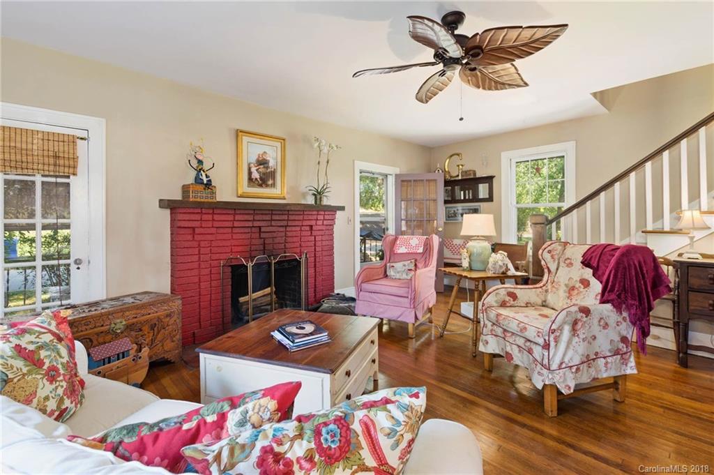 23 Brucemont Place Asheville NC 28806