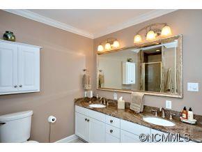 129 Skyview Drive Asheville NC 28804