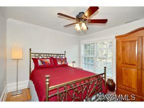 129 Skyview Drive Asheville NC 28804