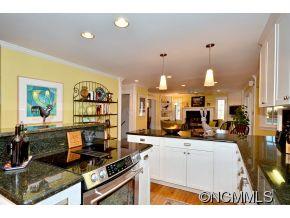129 Skyview Drive Asheville NC 28804