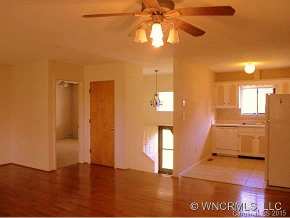 19 Village Court Weaverville NC 28787