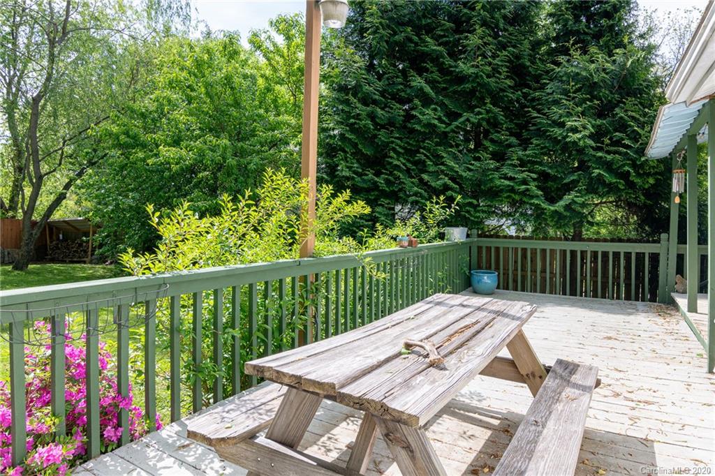 44 Laurel Loop Asheville NC 28806