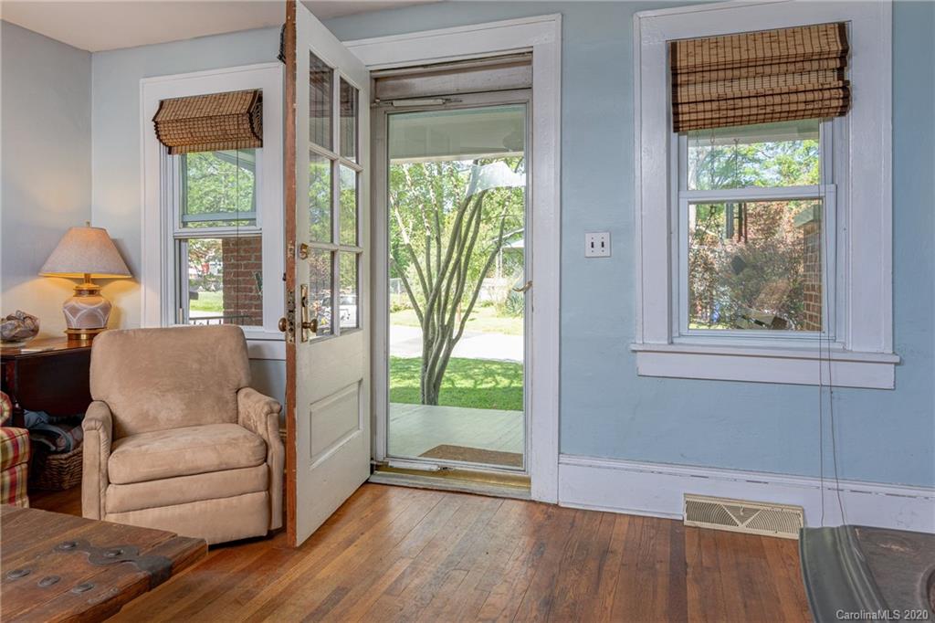 44 Laurel Loop Asheville NC 28806