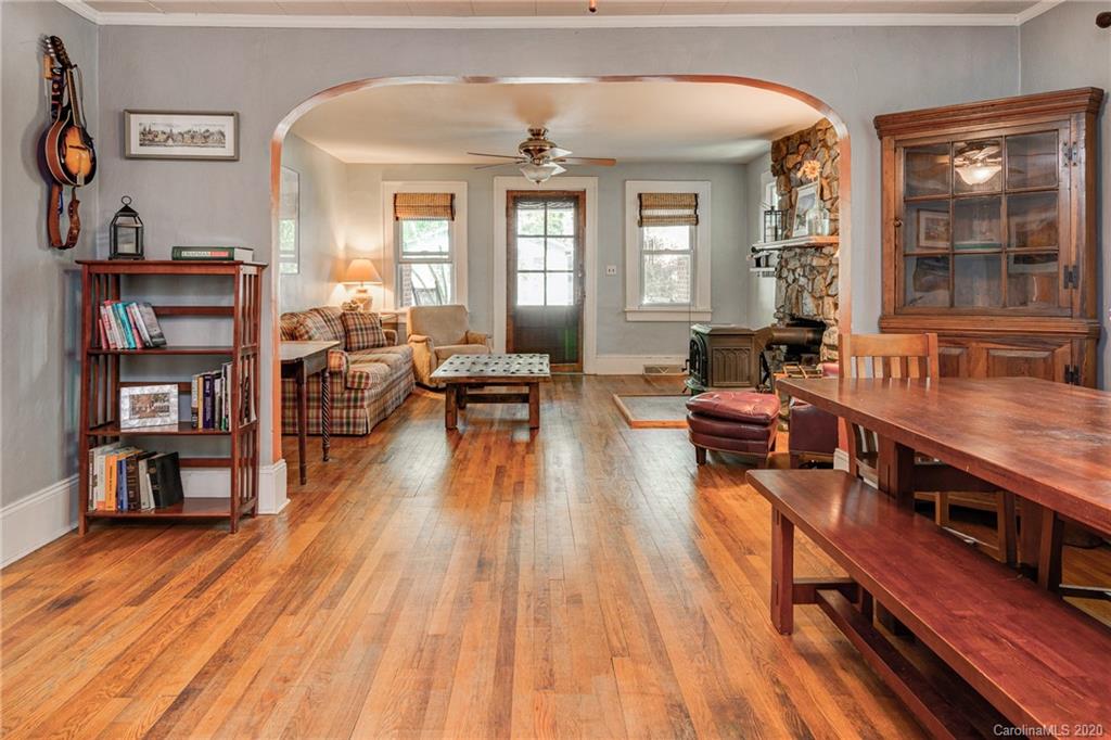 44 Laurel Loop Asheville NC 28806