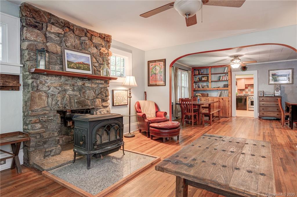 44 Laurel Loop Asheville NC 28806