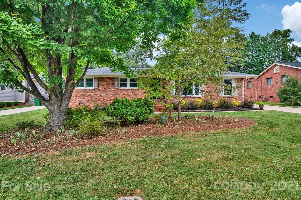 421 Bertonley Avenue Charlotte NC 28211
