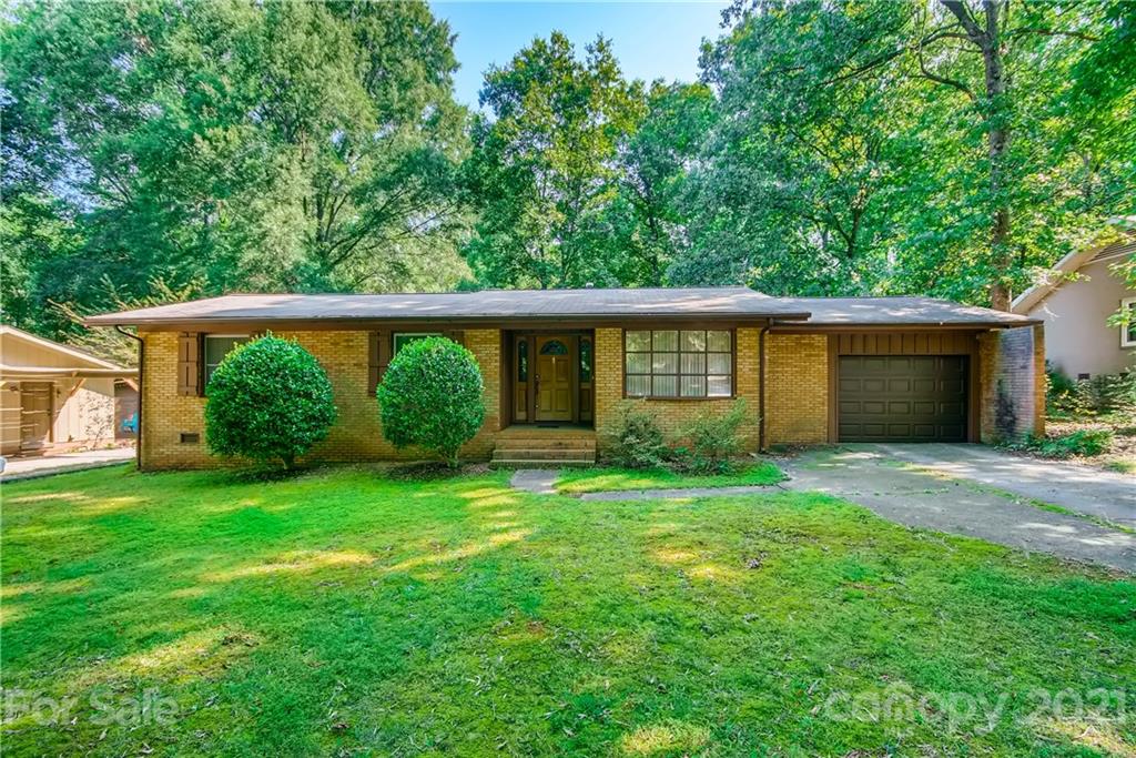 5841 Donegal Drive Charlotte NC 28212