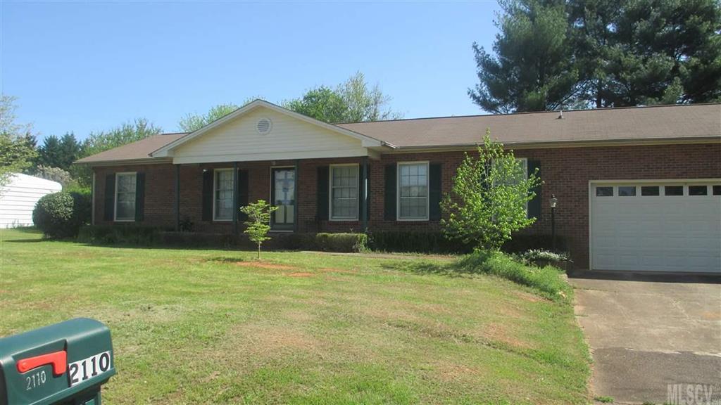 2110 Moss Farm Road Hickory NC 28602