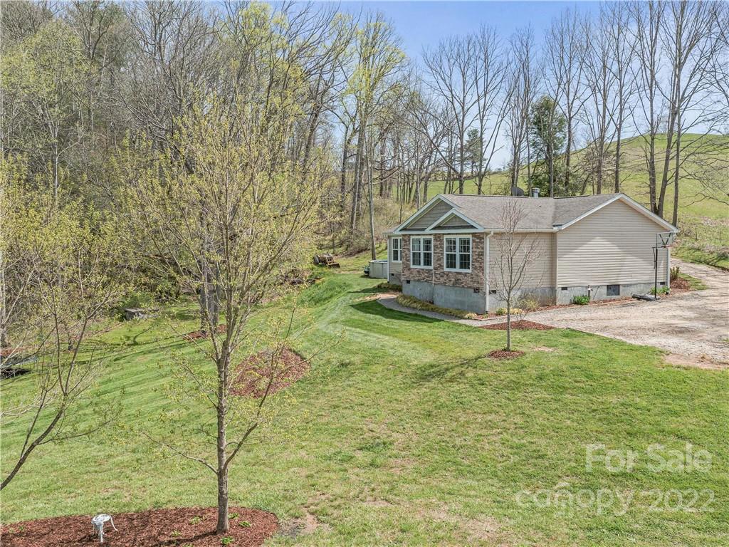 32 Hooch Lane Alexander NC 28701