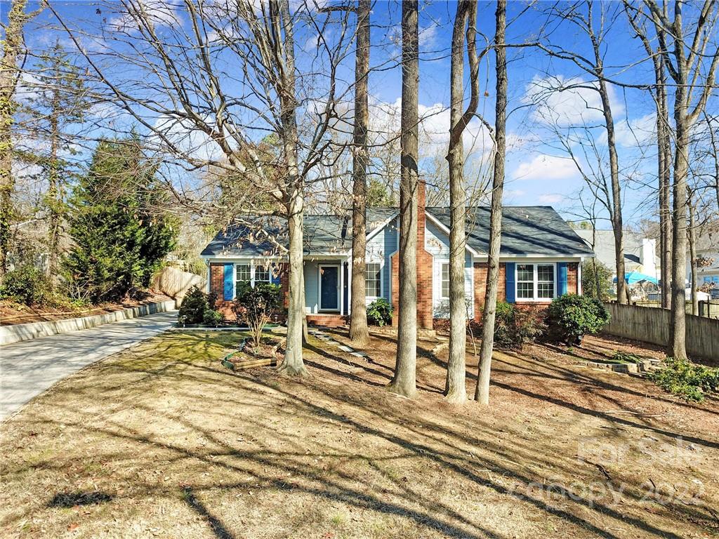8207 White Horse Lane Charlotte NC 28270