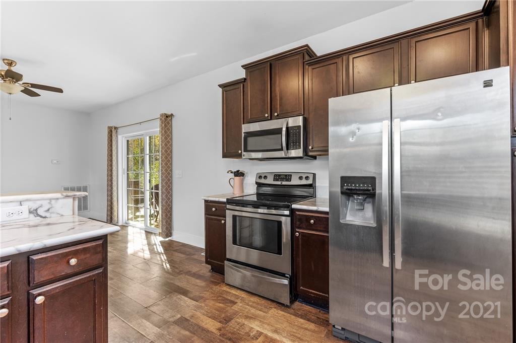7 Selwyn Place Asheville NC 28806