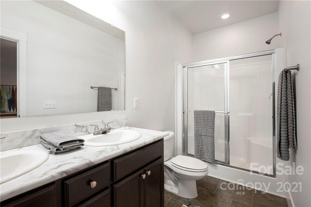 7 Selwyn Place Asheville NC 28806
