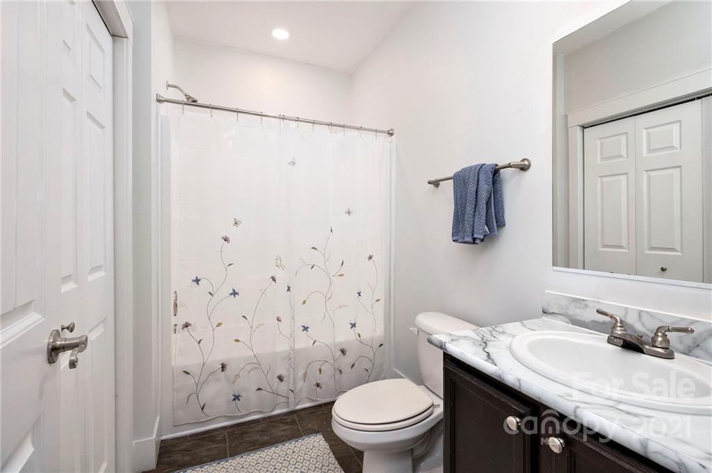 7 Selwyn Place Asheville NC 28806