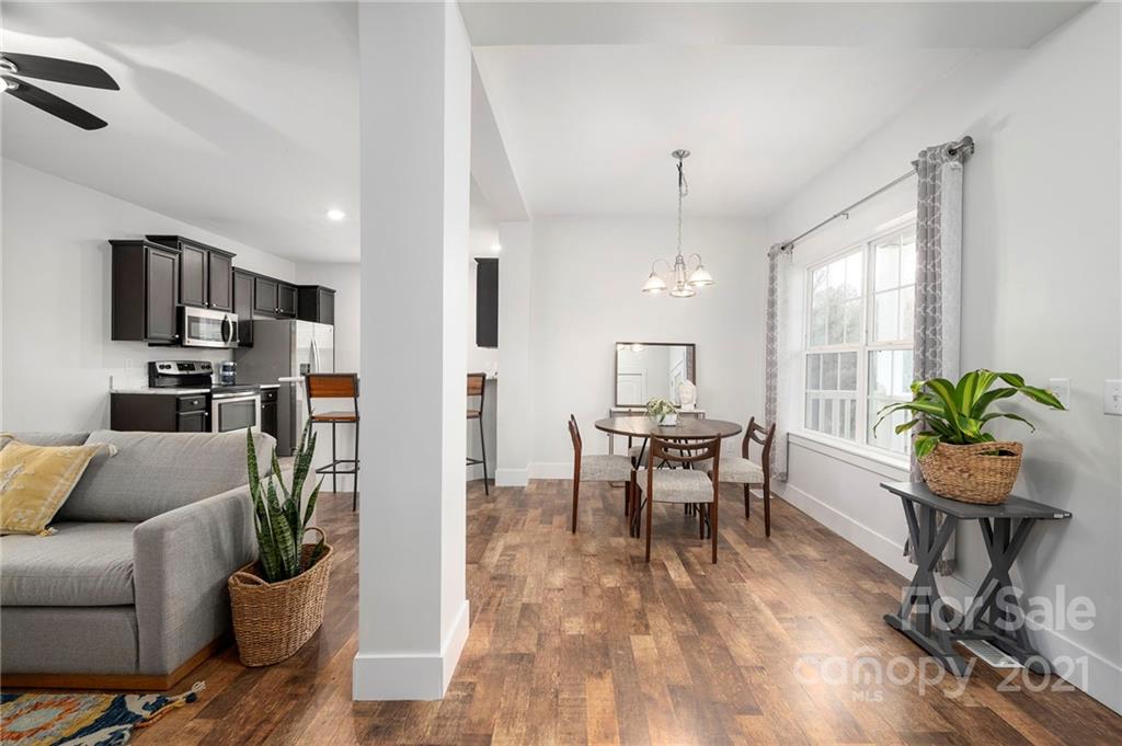 7 Selwyn Place Asheville NC 28806