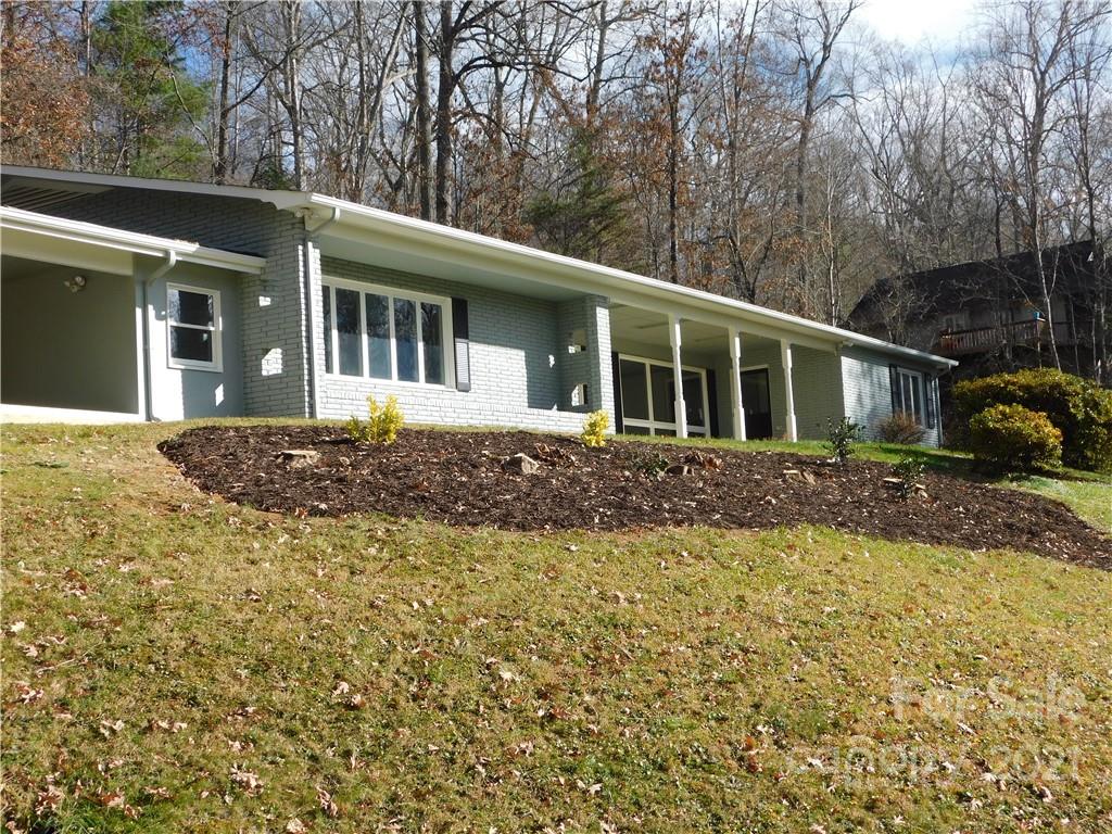 20 Hodges Drive Waynesville NC 28786