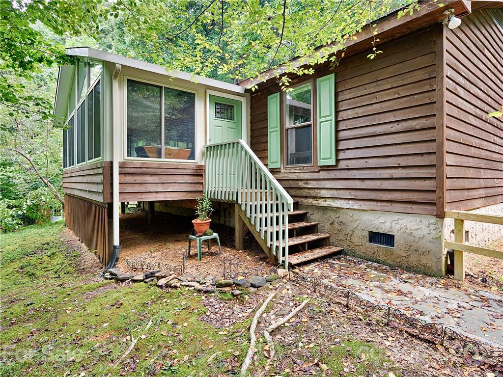 2 Bartlett Mountain Road Asheville NC 28805