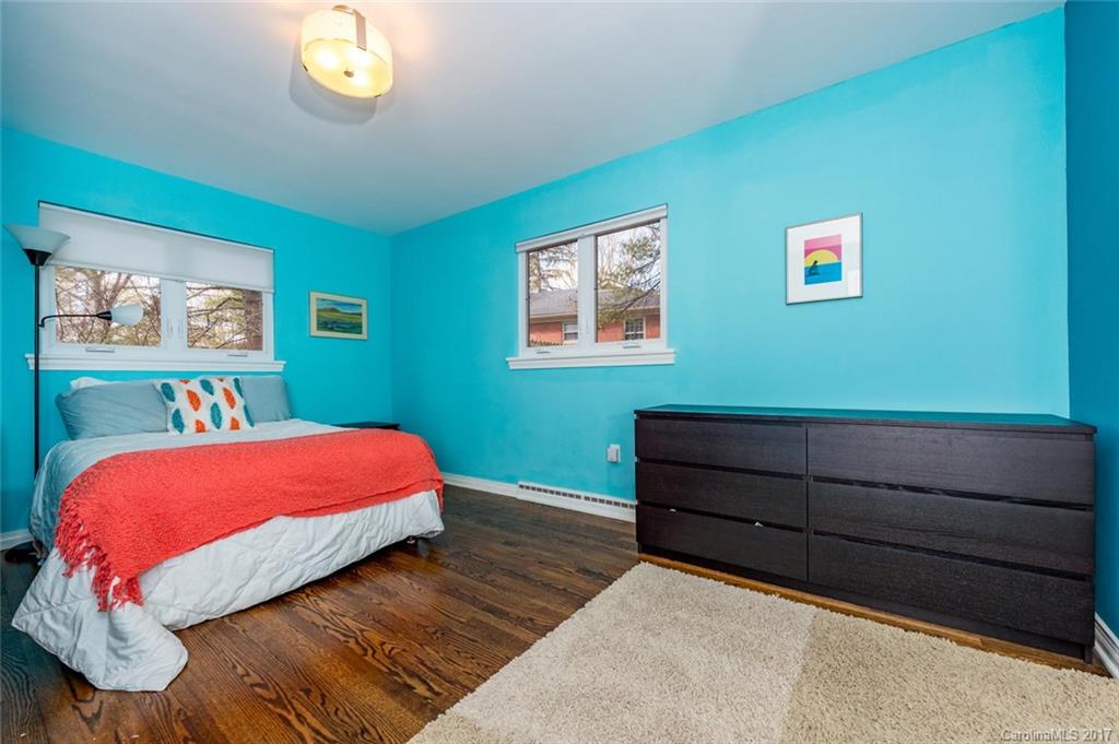 10 Woodcrest Road Asheville NC 28804