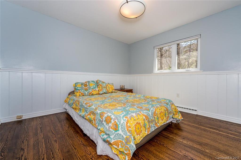 10 Woodcrest Road Asheville NC 28804