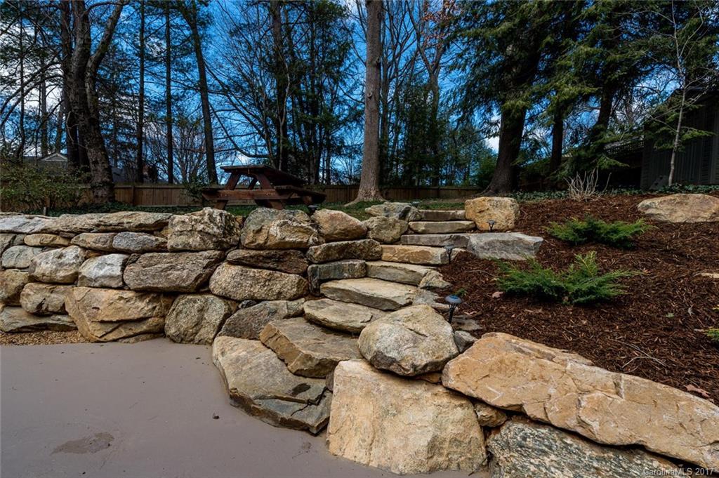 10 Woodcrest Road Asheville NC 28804