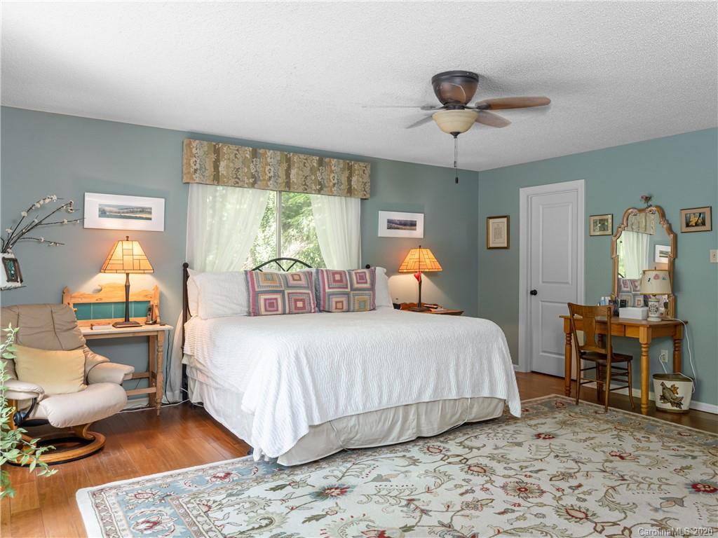 390 Lynn Cove Road Asheville NC 28804