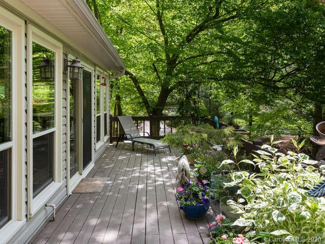 390 Lynn Cove Road Asheville NC 28804