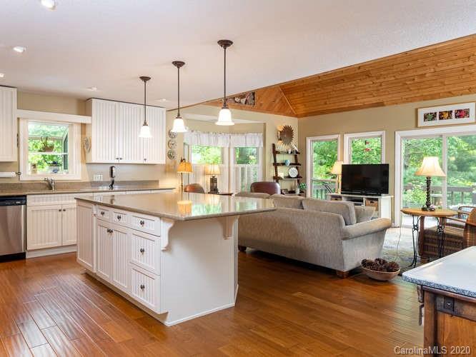390 Lynn Cove Road Asheville NC 28804