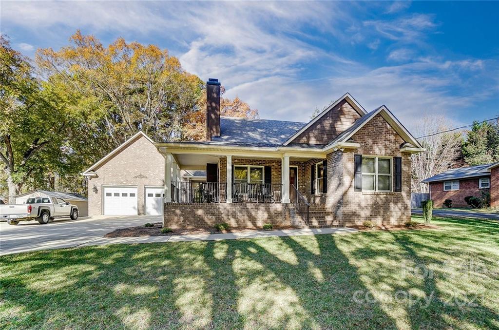 1329 Plumcrest Drive Charlotte NC 28216