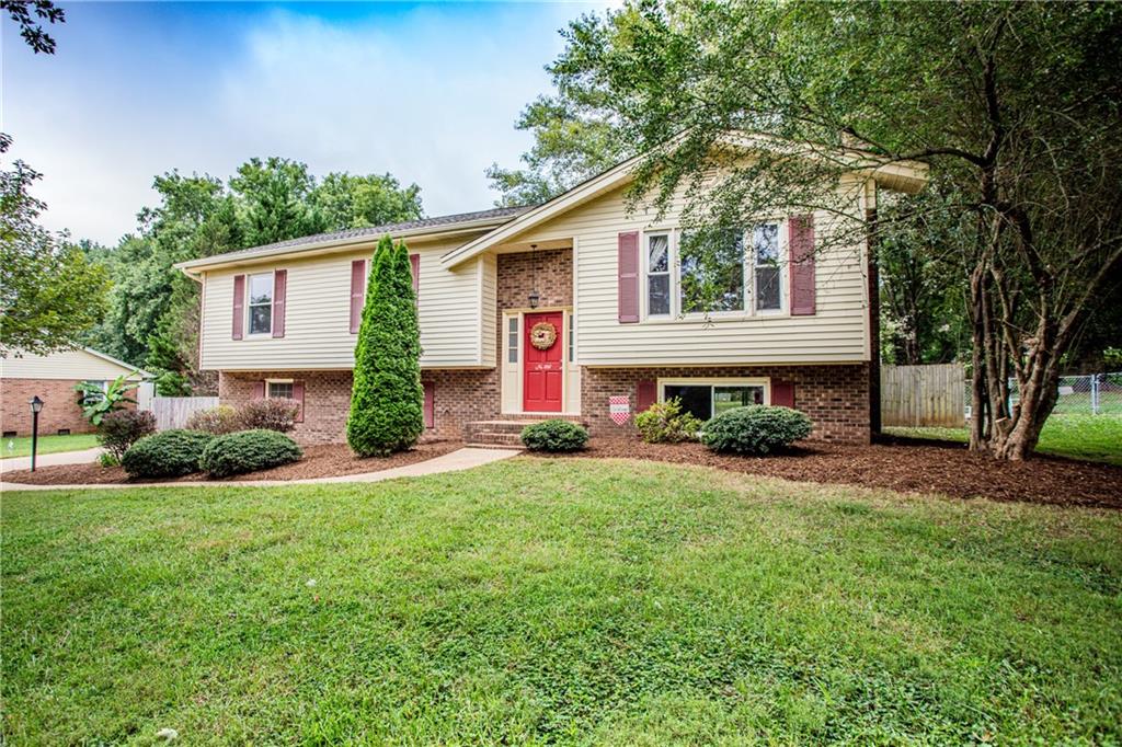 1197 Zion Church Road Hickory NC 28602