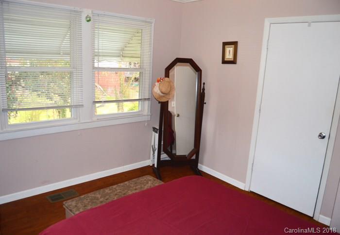 41 Wellington Street Asheville NC 28806