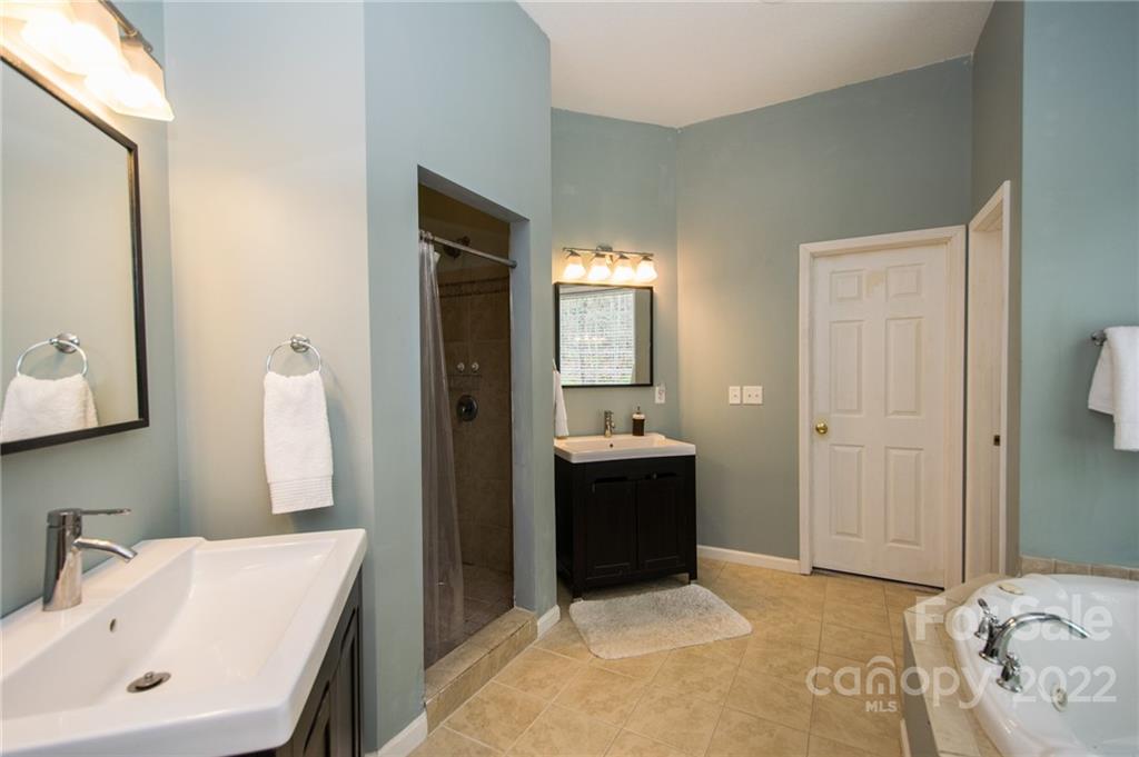 51 Timberwood Drive Asheville NC 28806