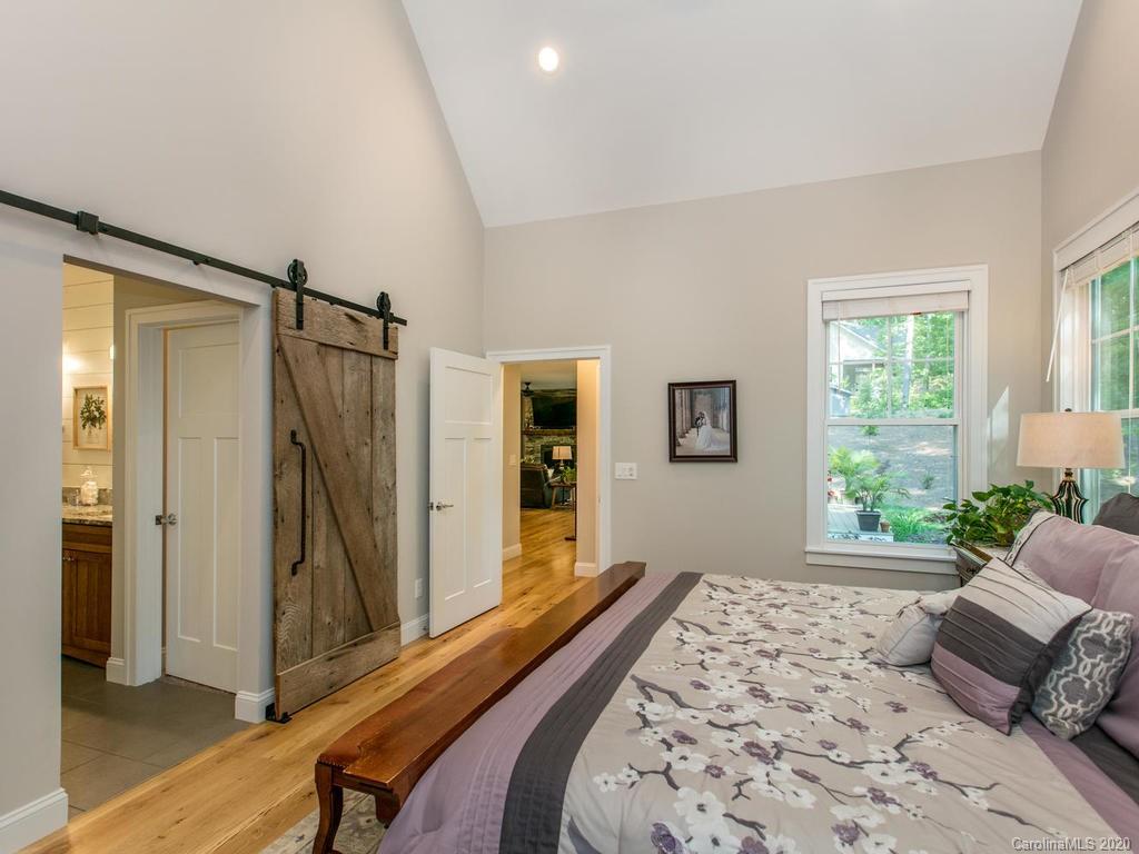 21 Ducketts Grove Road Fletcher NC 28732
