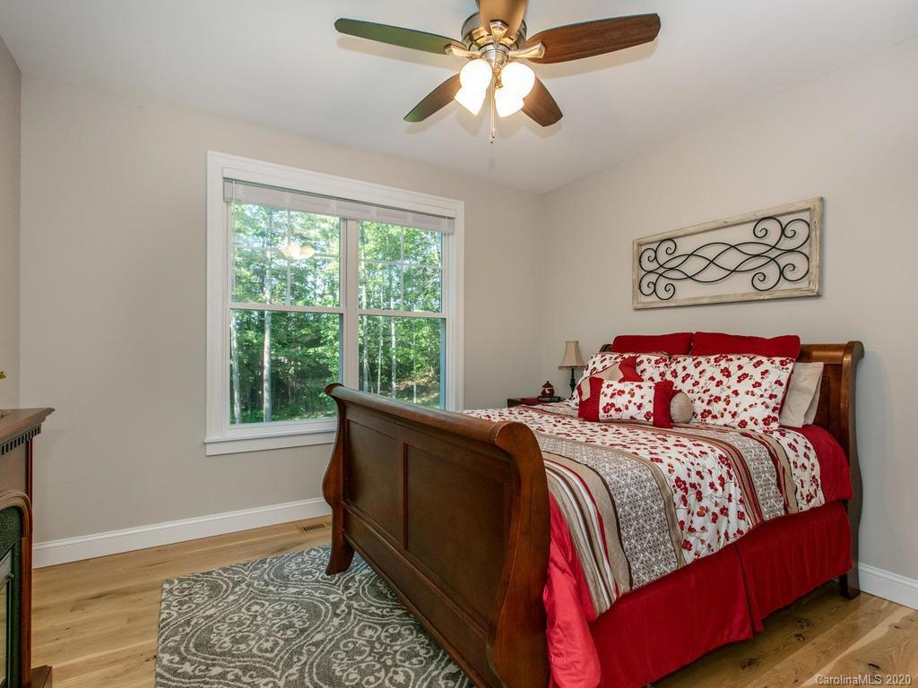 21 Ducketts Grove Road Fletcher NC 28732