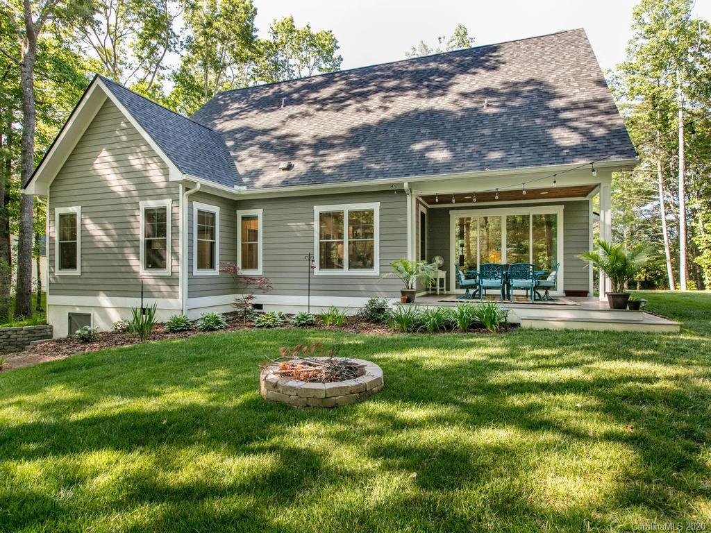 21 Ducketts Grove Road Fletcher NC 28732