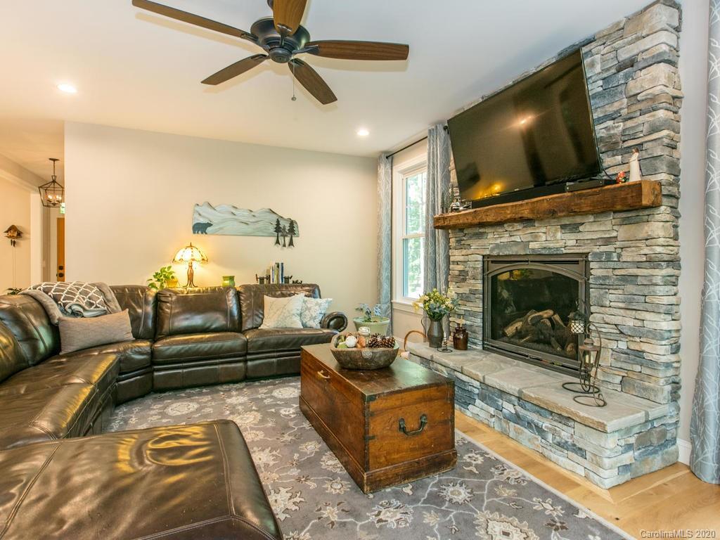 21 Ducketts Grove Road Fletcher NC 28732