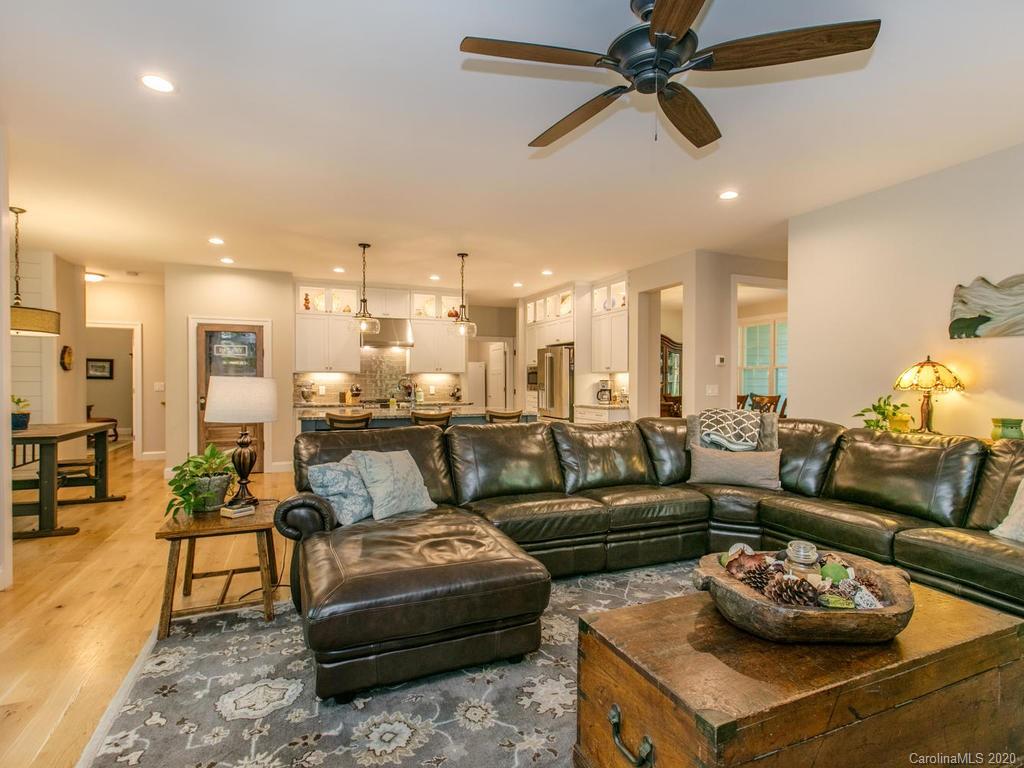 21 Ducketts Grove Road Fletcher NC 28732