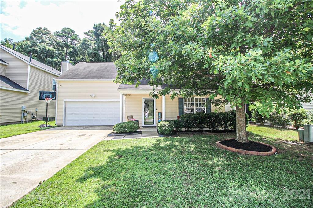 5736 Brookfield Pointe Drive Charlotte NC 28216