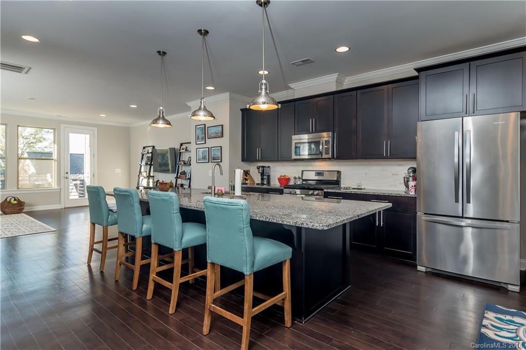 3325 Bending Birch Place Charlotte NC 28206