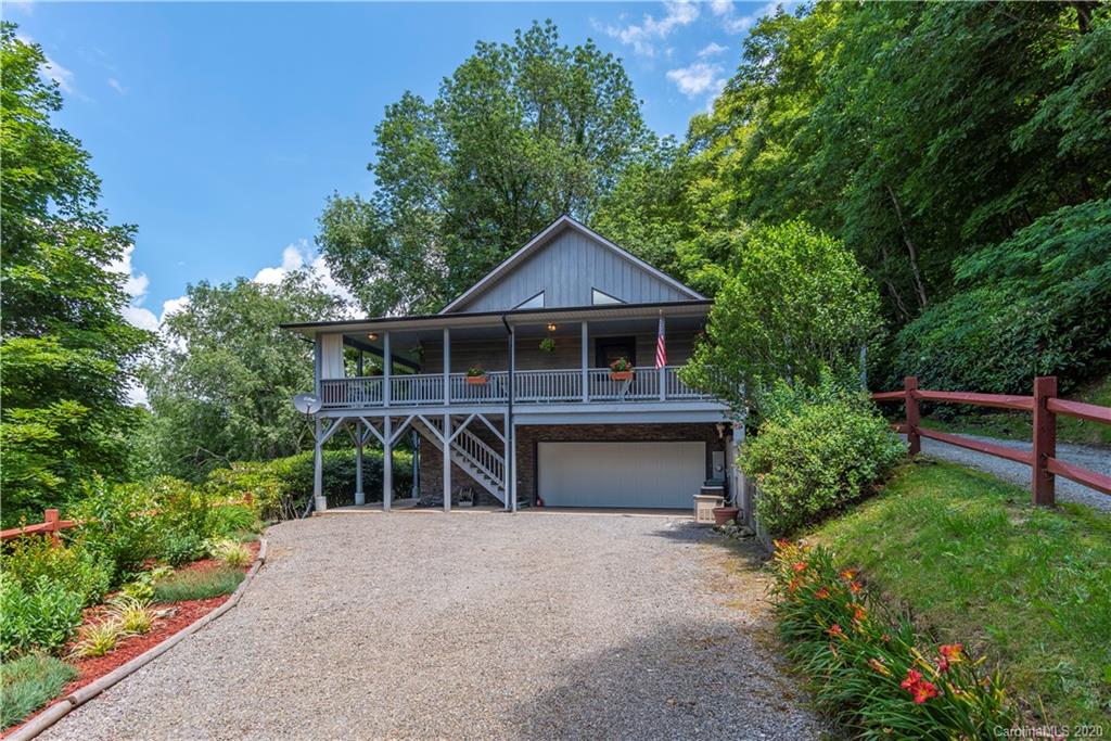 1565 Harrietts Trail Waynesville NC 28786