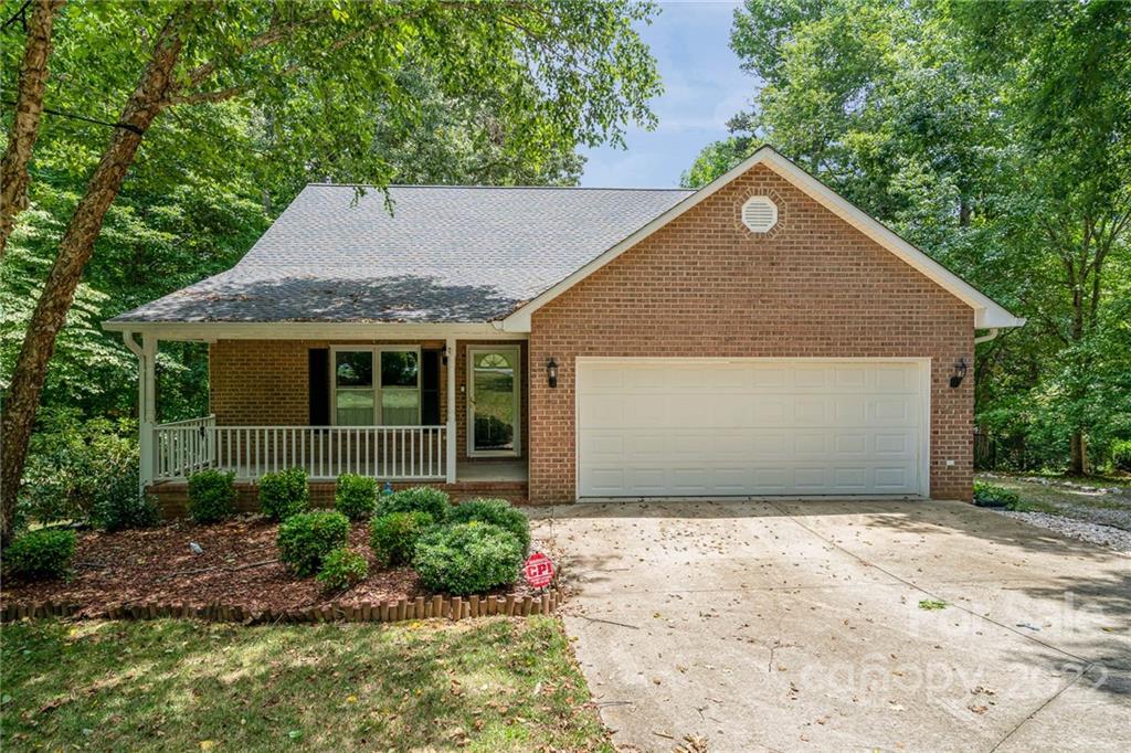 306 Crosscut Drive Denver NC 28037