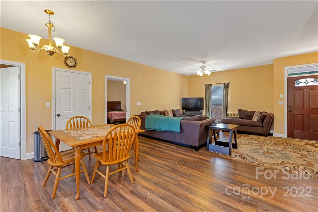 103 Macdougall Lane Weaverville NC 28787