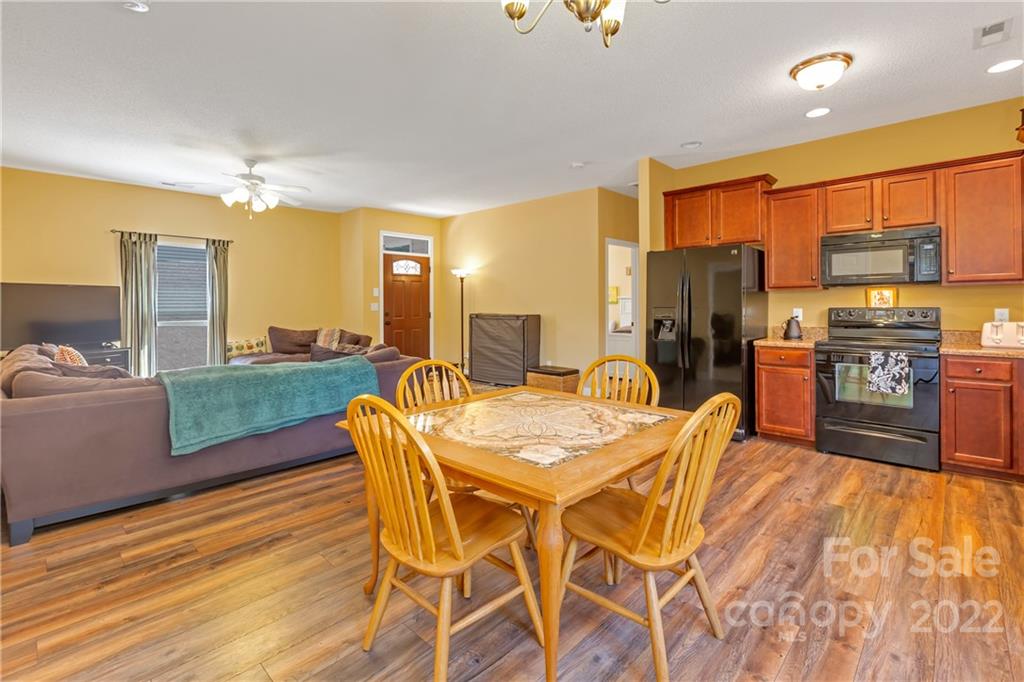 103 Macdougall Lane Weaverville NC 28787