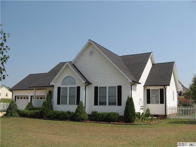 2469 Carriage Lane Lincolnton NC 28092