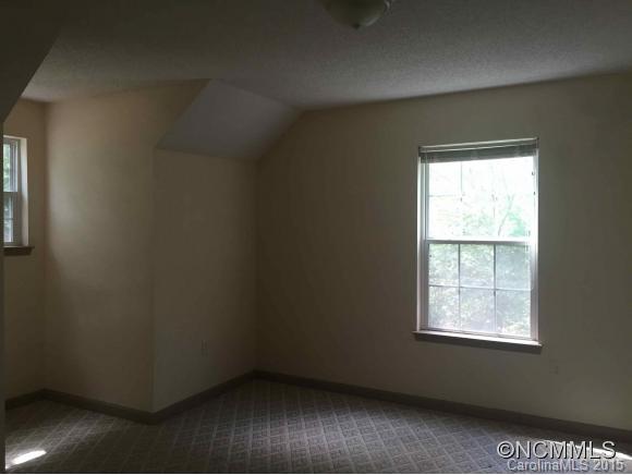 16 Townview Drive Asheville NC 28806