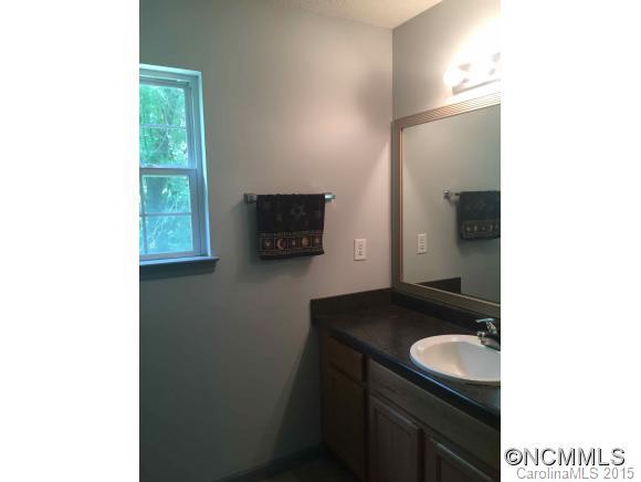 16 Townview Drive Asheville NC 28806