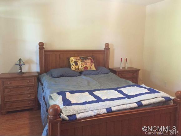 16 Townview Drive Asheville NC 28806