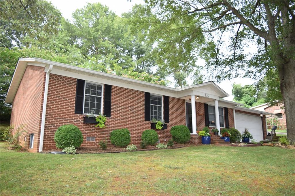 836 7th Avenue Sw Hickory NC 28602