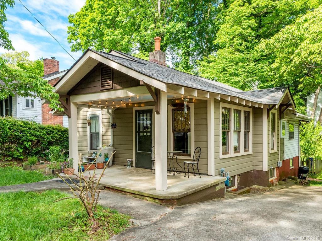 17 Oteen Park Place Asheville NC 28805